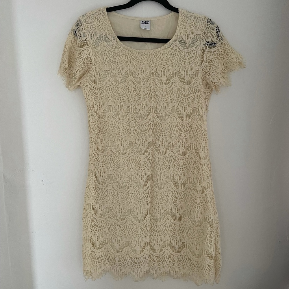 Lace dress